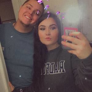 Meet your Posher, Caroline